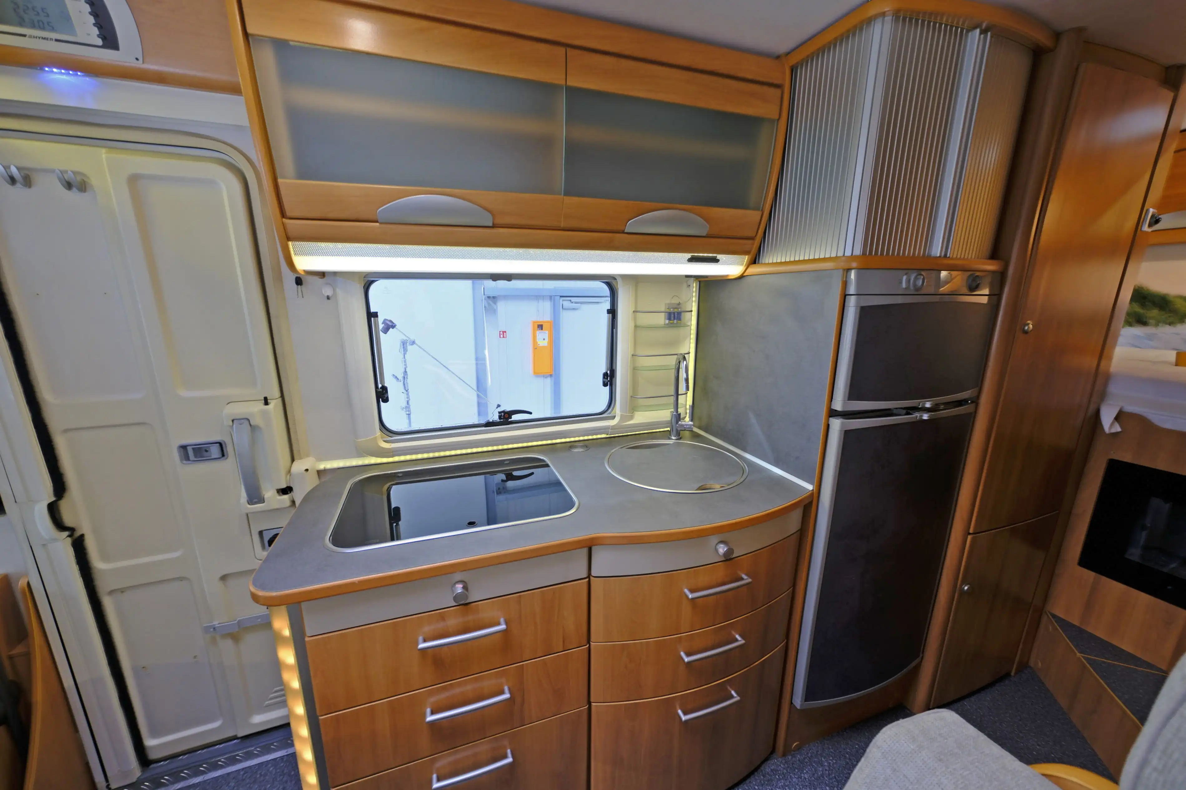 HYMER-ERIBA B 524